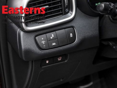 Used 2020 Kia Sorento EX image 21