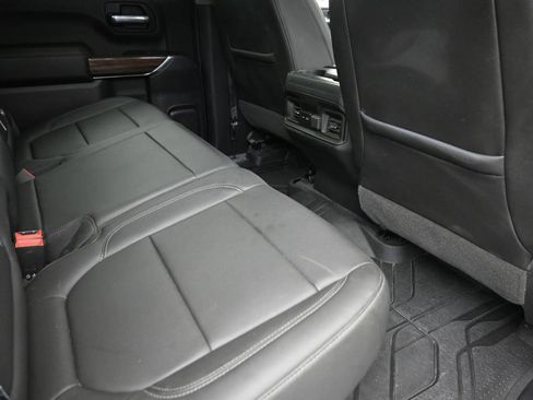 Used 2019 Chevrolet Silverado 1500 RST AWD/4WD image 10