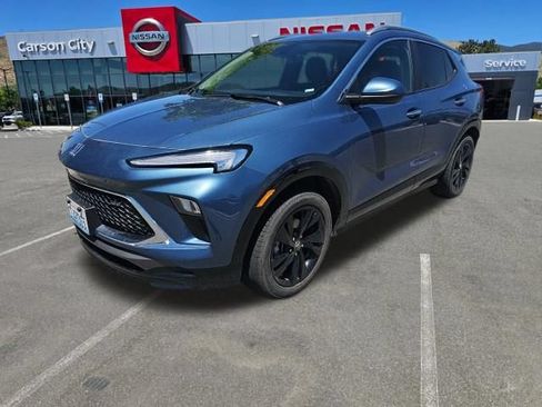 Used 2024 Buick Encore GX Sport Touring AWD/4WD image 3