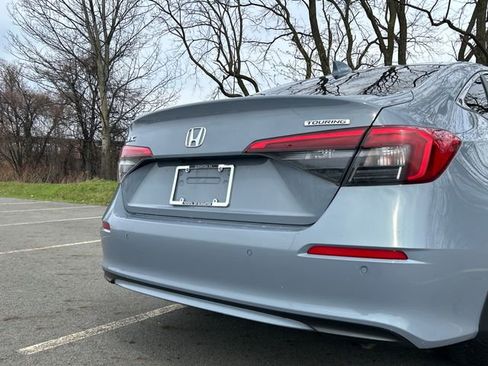 Used 2024 Honda Civic Touring image 31