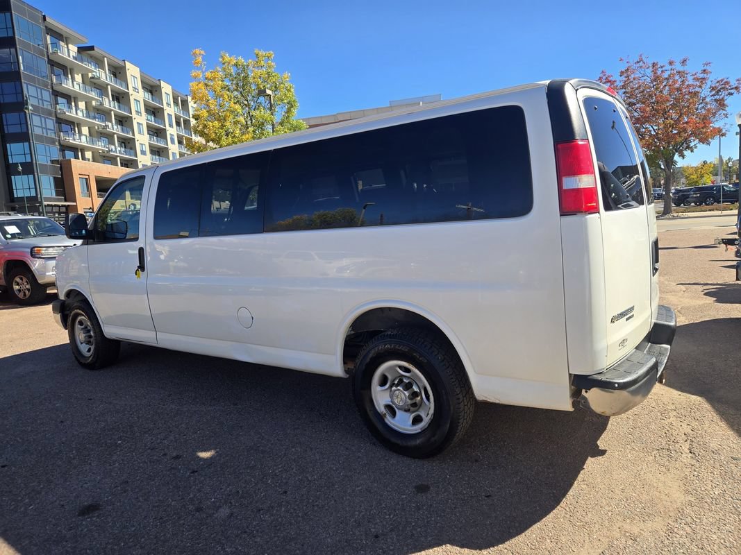 Used 2015 Chevrolet Express 3500 LT w/ LT Preferred Equipment Group RWD image 8