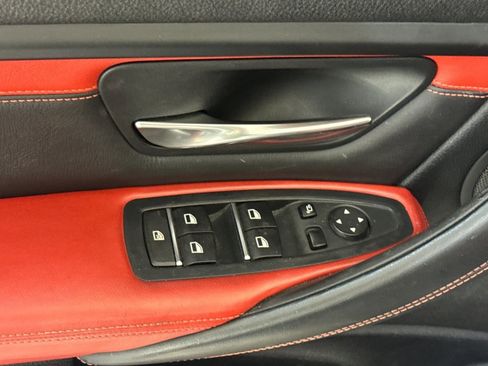 Used 2016 BMW M3 RWD image 13