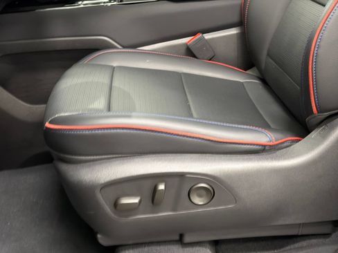 Used 2025 Chevrolet Silverado EV RST AWD/4WD image 18