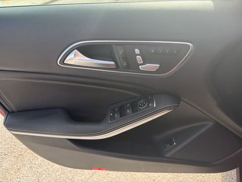 Used 2019 Mercedes-Benz GLA 250 GLA 250 image 15