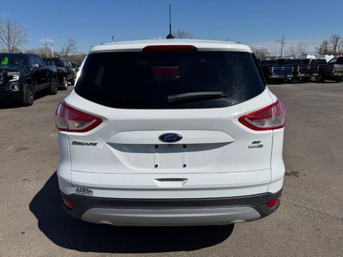 Used 2015 Ford Escape SE image 4
