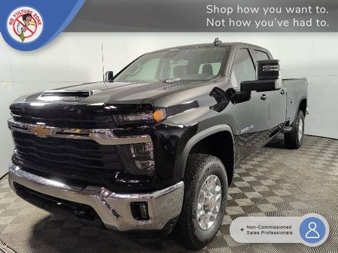 New 2026 Chevrolet Silverado 3500 LT image 1