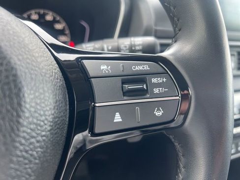 Certified 2024 Honda Pilot Touring image 32
