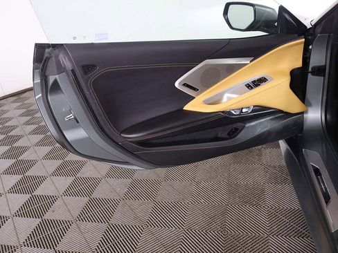 Used 2022 Chevrolet Corvette Stingray Preferred Cpe w/ Z51 Performance Package image 22