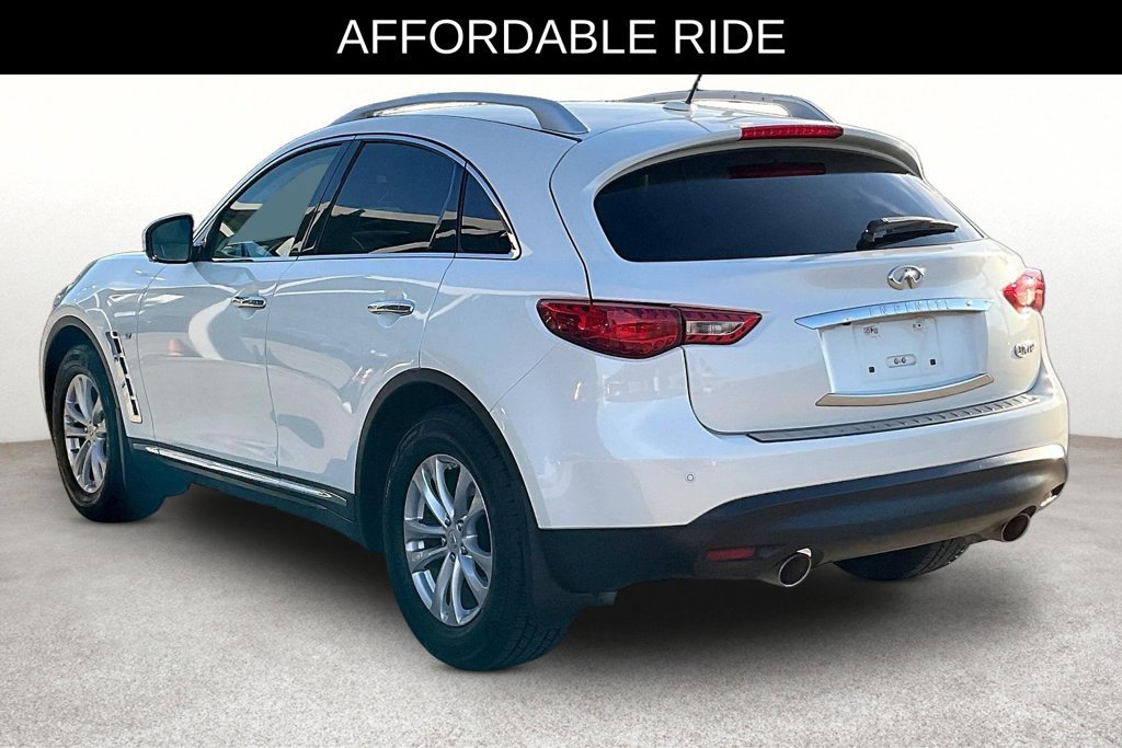 Used 2017 INFINITI QX70 2WD w/ Premium Package image 11