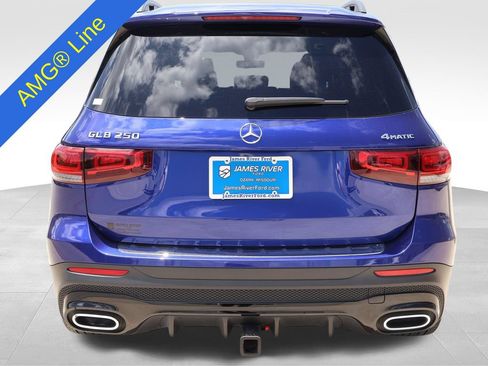 Used 2023 Mercedes-Benz GLB 250 4MATIC image 4