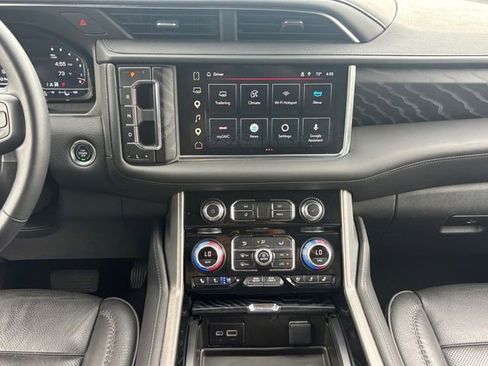 Used 2023 GMC Yukon XL Denali w/ Max Trailering Package AWD/4WD image 3