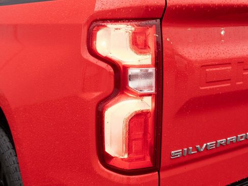 Used 2023 Chevrolet Silverado 1500 RST image 22