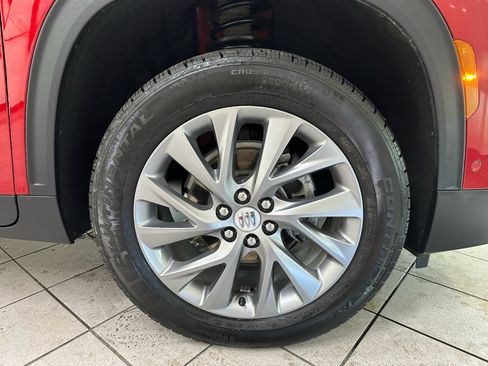 Certified 2025 Buick Enclave Preferred w/ Super Cruise Package AWD/4WD image 15