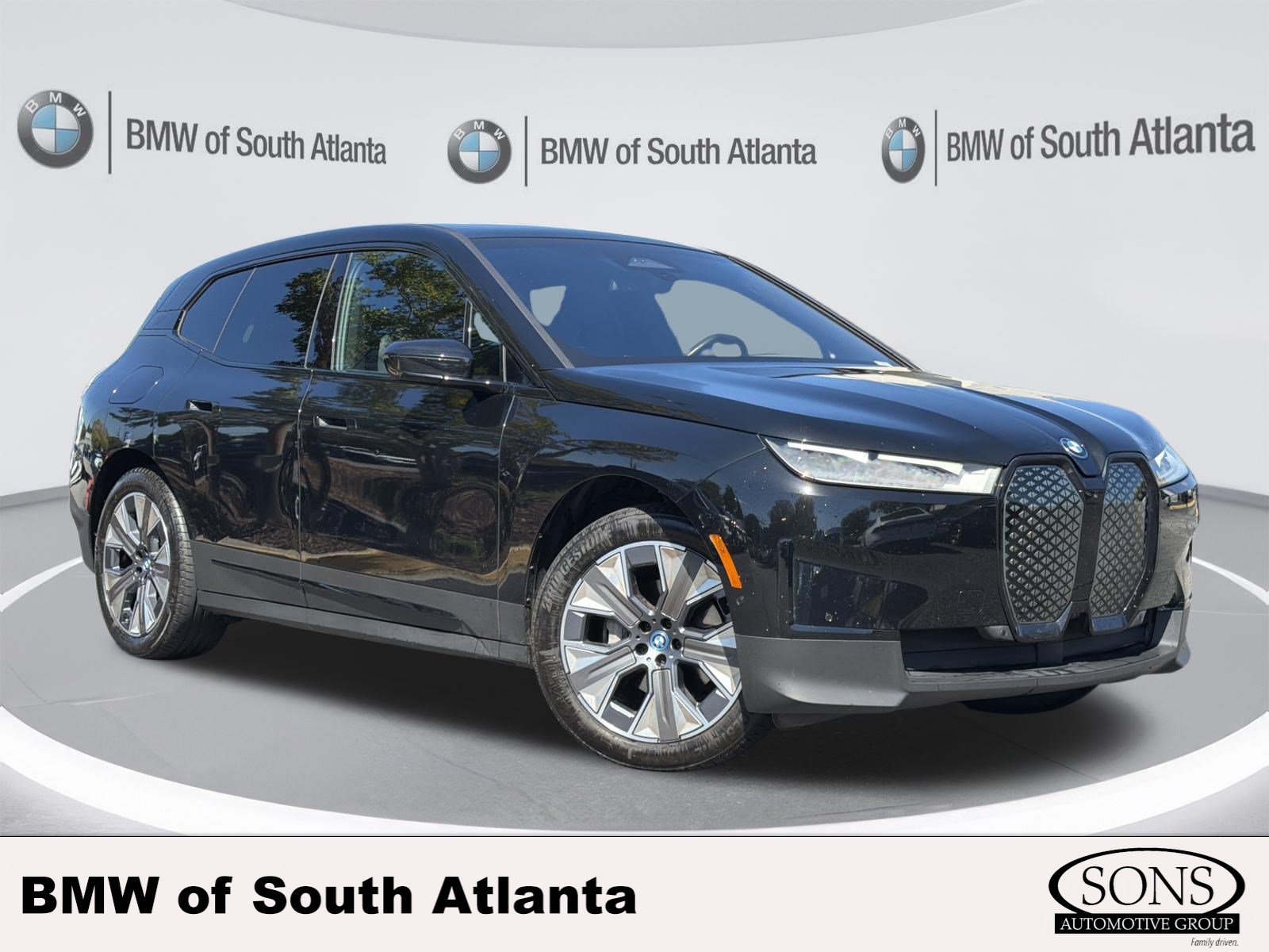 Certified 2024 BMW iX xDrive50 w/ Premium Package AWD/4WD image 1