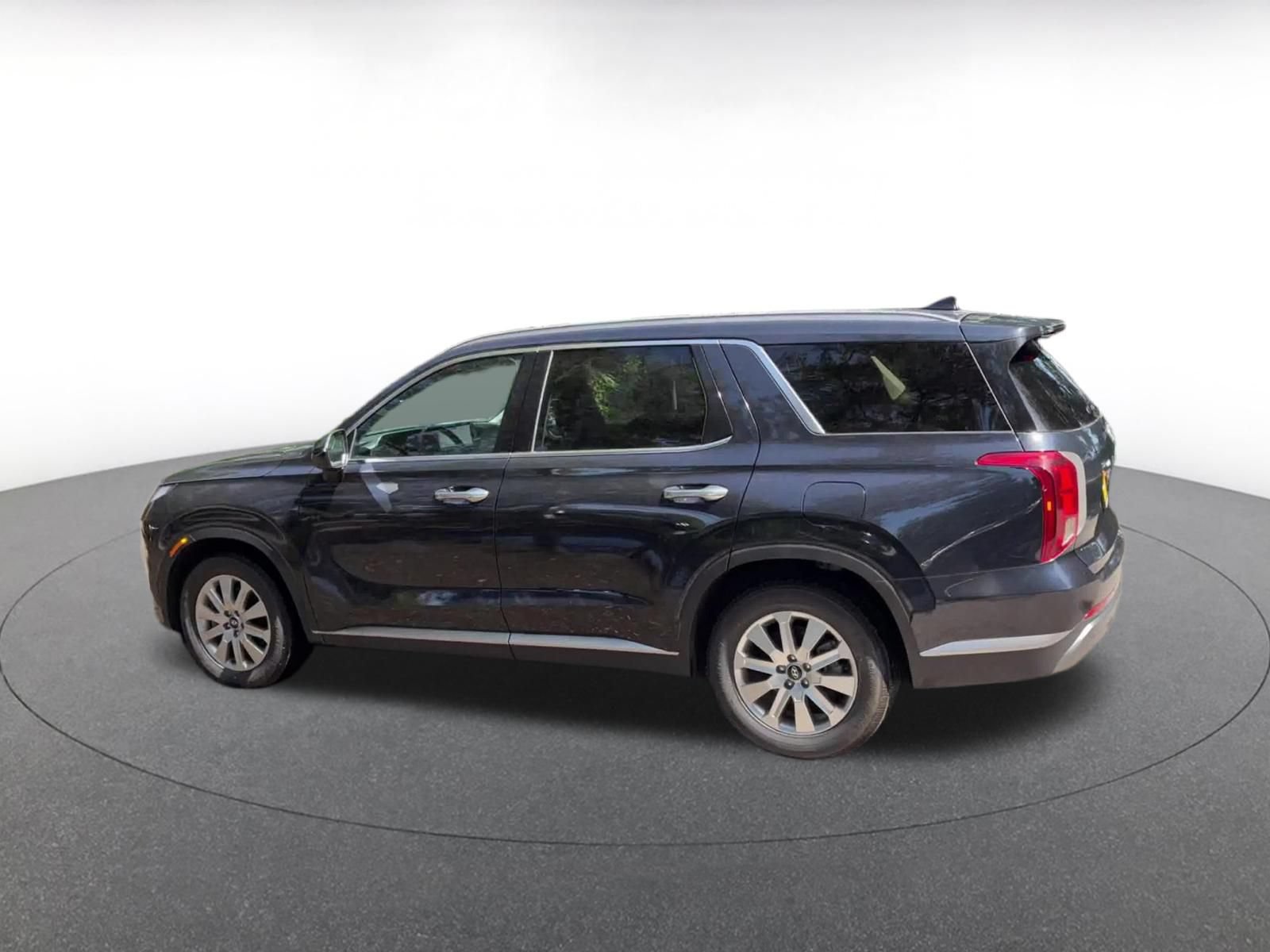 Used 2024 Hyundai Palisade SEL AWD/4WD image 9