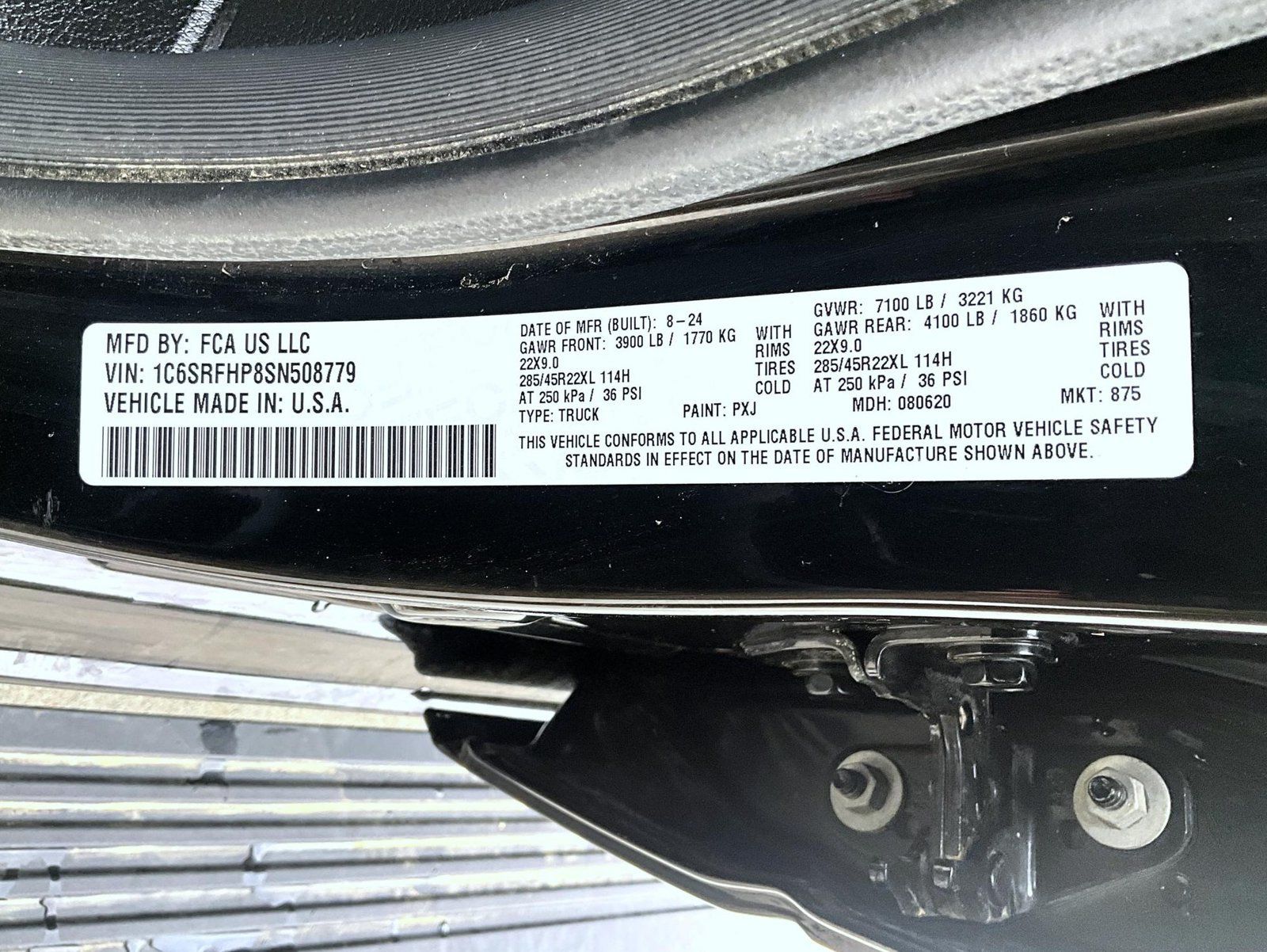 Used 2025 RAM 1500 Limited AWD/4WD image 30