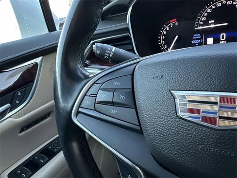 Used 2017 Cadillac XT5 Luxury w/ Driver Awareness Package image 37