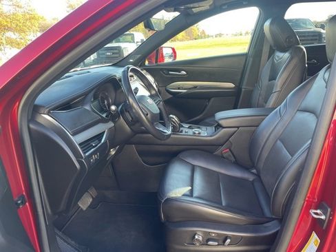 Used 2019 Cadillac XT4 Premium Luxury image 8