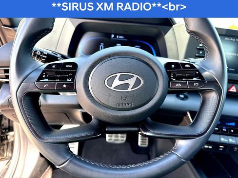 Used 2025 Hyundai Elantra Sport image 17