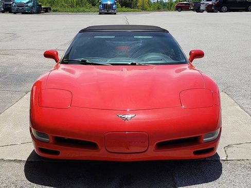 Used 2002 Chevrolet Corvette Convertible w/ Preferred Equipment Group2 RWD image 8