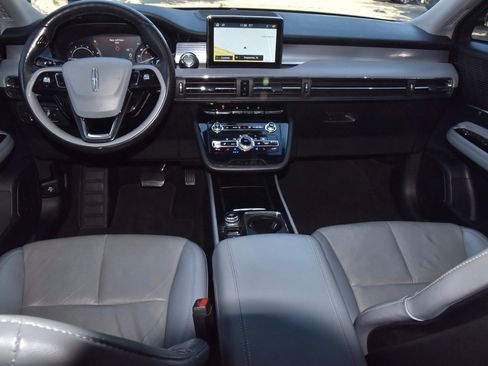 Certified 2022 Lincoln Corsair AWD w/ Premium Package image 16