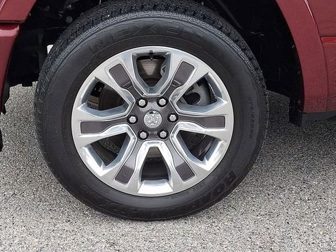 Used 2024 RAM 1500 Limited AWD/4WD image 8