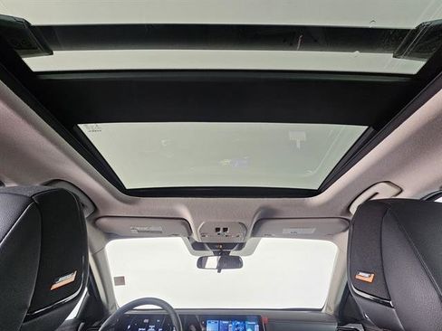 New 2026 Nissan Kicks SR w/ SR Premium Package image 33