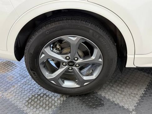 Used 2024 Ford Escape ST-Line w/ Tech Pack #1 FWD image 14