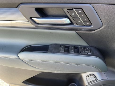 New 2026 GMC Terrain AT4 w/ Convenience Package III image 56