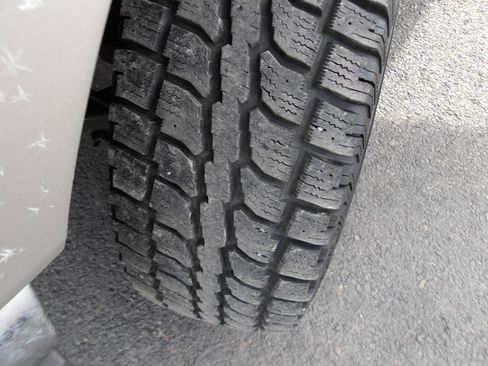 Used 2004 Chevrolet Colorado LS w/ Power Convenience Package image 20