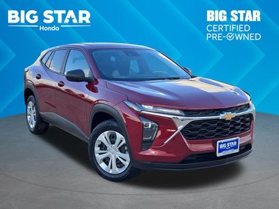 Used 2025 Chevrolet Trax LS