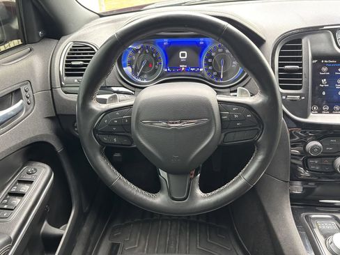 Used 2021 Chrysler 300 S w/ S Model Appearance Package RWD image 13