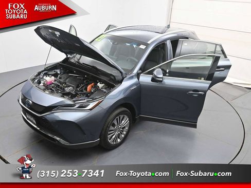 Used 2021 Toyota Venza XLE w/ Softex Package AWD/4WD image 41
