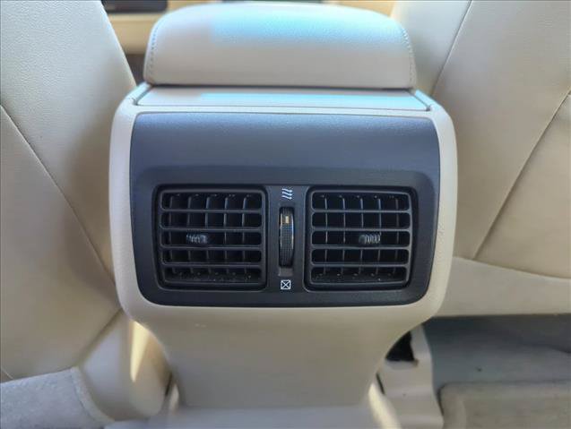 Used 2013 Toyota Camry XLE FWD image 21