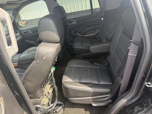 Used 2015 GMC Yukon Denali w/ Premium Package image 21