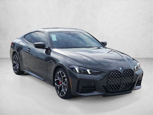 Used 2026 BMW 430i Coupe w/ M Sport Package RWD image 3