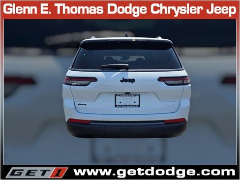 New 2026 Jeep Grand Cherokee L Limited w/ Limited Altitude Package AWD/4WD image 5