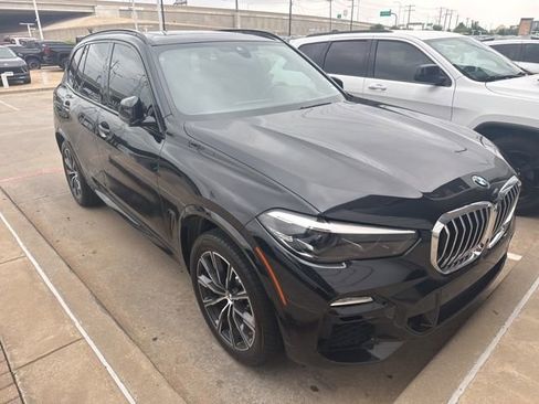 Used 2020 BMW X5 sDrive40i w/ M Sport Package RWD image 2