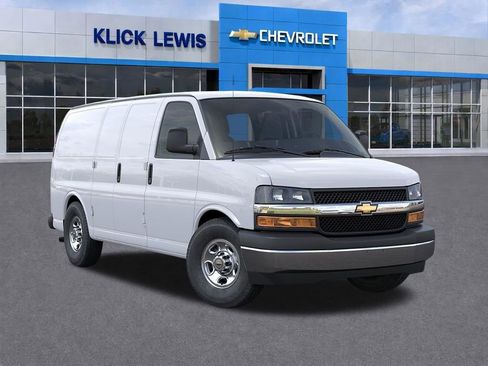 New 2026 Chevrolet Express 2500 w/ Chrome Appearance Package RWD image 7