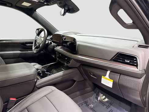 New 2026 Chevrolet Tahoe Premier image 33