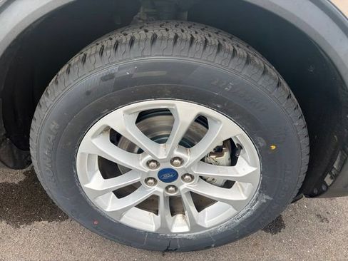 Used 2020 Ford Escape S AWD/4WD image 4