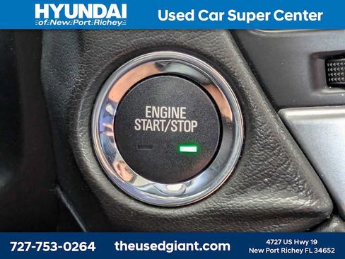 Used 2018 Chevrolet Suburban Premier RWD image 41
