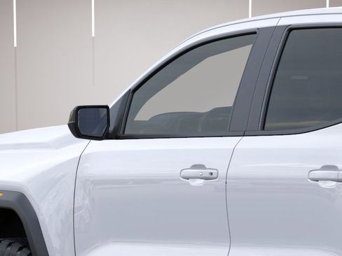 New 2025 GMC Canyon Elevation w/ Convenience Package image 16