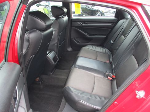 Certified 2018 Honda Accord Sport image 12