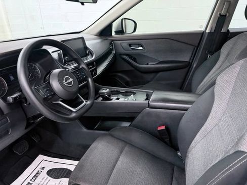Used 2022 Nissan Rogue SV FWD image 18