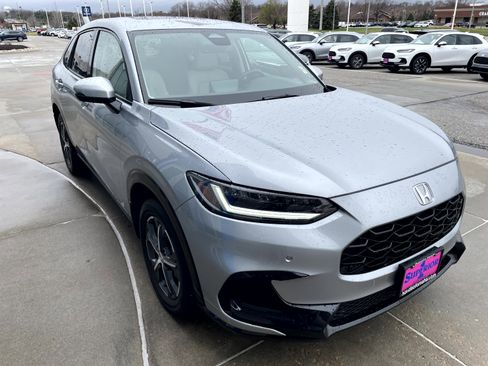 Certified 2023 Honda HR-V EX-L image 4