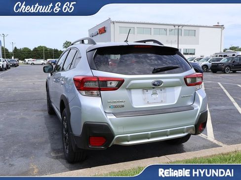 Used 2022 Subaru Crosstrek 2.0i AWD/4WD image 16