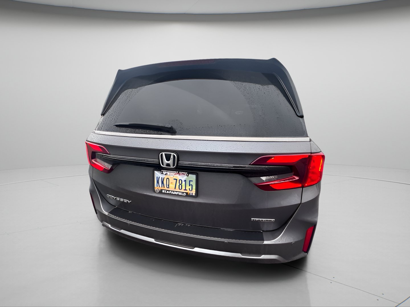 Used 2025 Honda Odyssey Touring image 11