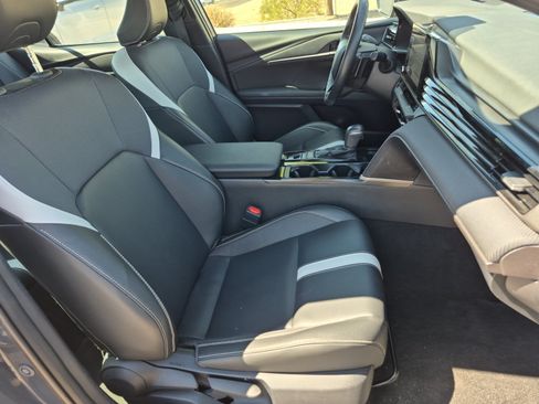 Used 2025 Toyota Camry SE FWD image 23