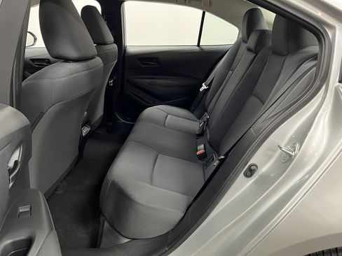 Used 2025 Toyota Corolla LE image 11